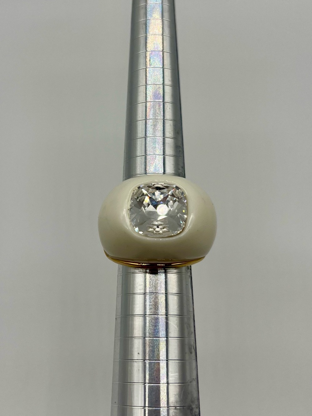 Kenneth Jay Lane white Ring size 8 with diamond Center Stone and Gold Accent